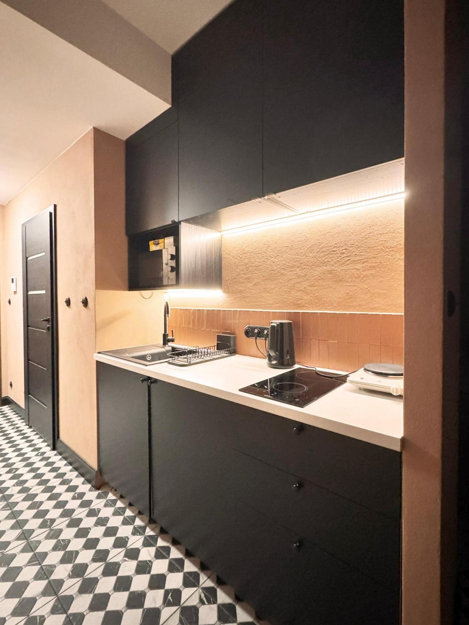 Elegant Apartment In The City Center Wrocław Kültér fotó
